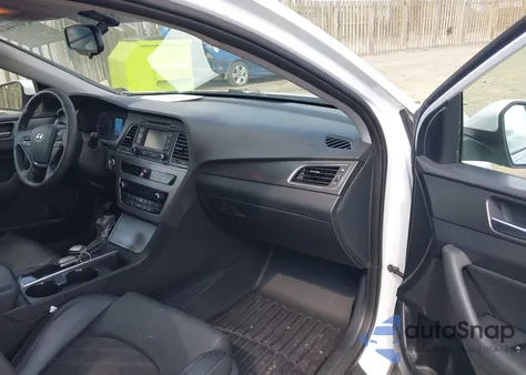 2015 Hyundai Sonata Sport z USA, uszkodzony, nr VIN 5NPE34AFXFH260165